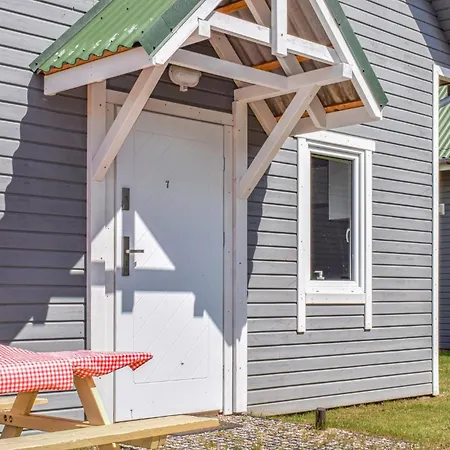 In With Outdoor Swimming Pool Holiday home *
