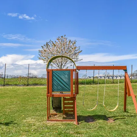 Gorgeous In With Wifi *